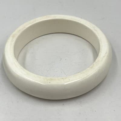 Vintage Monochrome Bangle Bracelet Set Black White Minimalist Resin Chunky Retro - Thumbnail 2