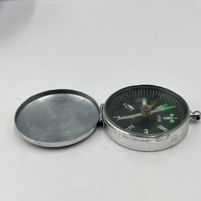 Vintage Japan Silver Tone Pocket Compass Hunting Style Hinged Lid Monogram "D" - Thumbnail 3