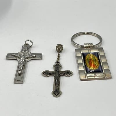 Religious Gift Set Vintage Catholic Keychain St Benedict Crucifix Italy Pendants - Thumbnail 10