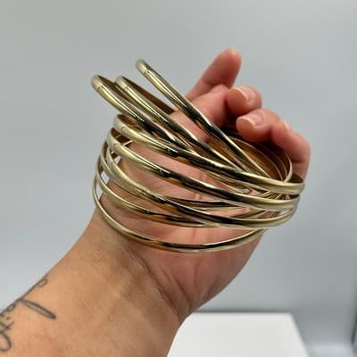 Vintage Gold Tone Stackable Bangle Bracelet Set Multi-Strand High Polish Jewelry - Thumbnail 4