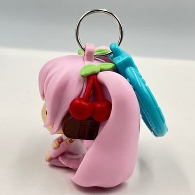 Hatsune Miku Sakura Cherry Blossom Pink Figure Keychain Anime Vocaloid Accessory - Thumbnail 2