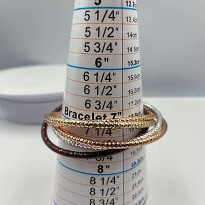 VTG Set of 4 Tri-Color Dusted Metal Stackable Slip-On Bangle Bracelets Fashion - Thumbnail 5