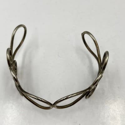 Vintage Silver Tone Filigree Swirl Cuff Bracelet Boho Artistic Wire Wrap Bangle - Thumbnail 2