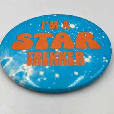 Vintage I'm a Star Trekker Blue Pinback Button Retro Sci-Fi Fan Jewelry Badge - Thumbnail 2