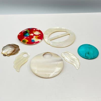 7pc Natural Mother of Pearl Jewelry Set - Carved Wing, Scallop, & Painted Shells - Thumbnail 16