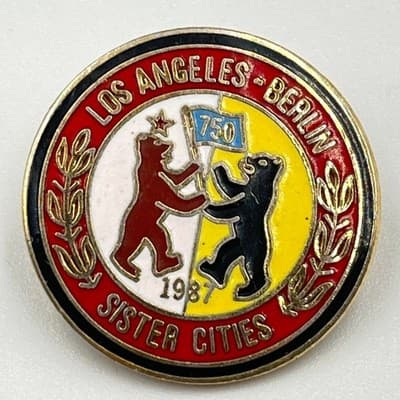 VTG 1987 Los Angeles-Berlin Sister Cities 750 Years Limited Edition Lapel Pin