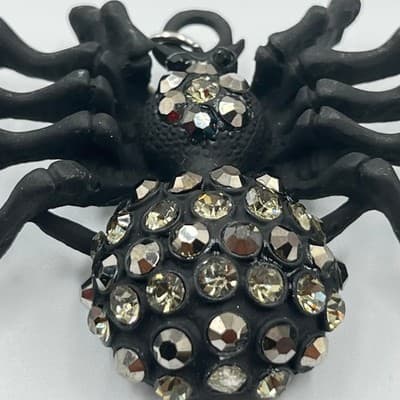 Large Black Spider Pendant Rhinestone Gothic Halloween Statement Jewelry Charm - Thumbnail 3