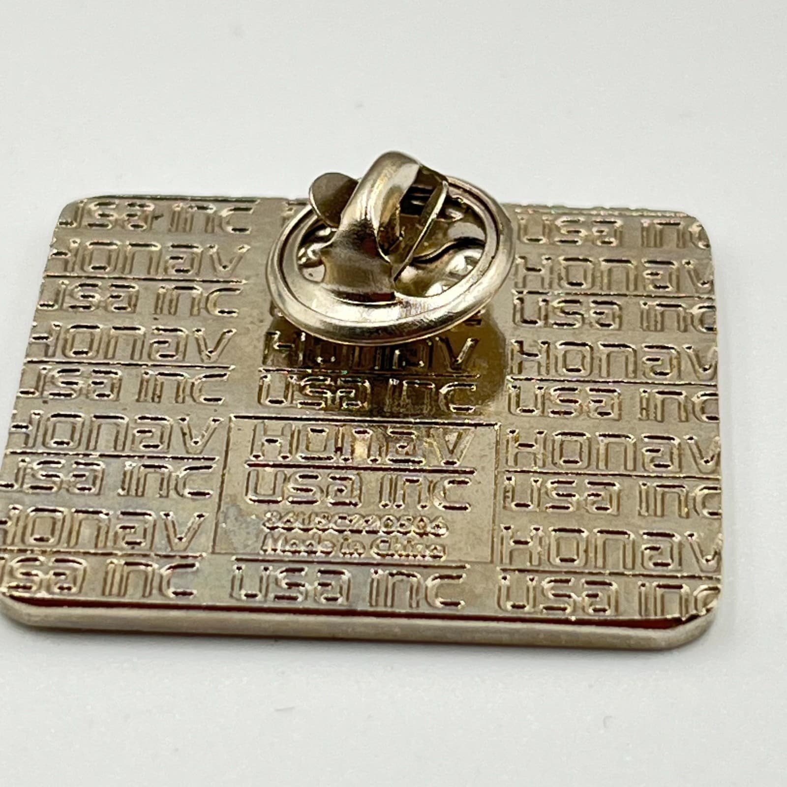 United Airlines Team USA Olympics Lapel Pin Proud to Fly Silver Tone Enamel - Thumbnail 4