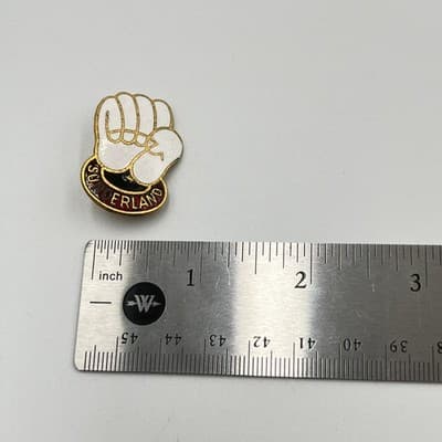 Vintage Sunderland Enamel Pin, Gold-Tone White Hand Badge, British Heritage Gift - Thumbnail 5