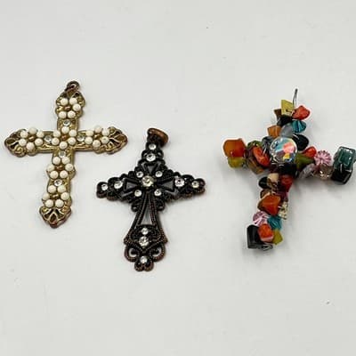 Lot of 3 Vintage & Artisan Cross Pendants, Pearl, Crystal, Gemstone Wire Wrap - Thumbnail 10