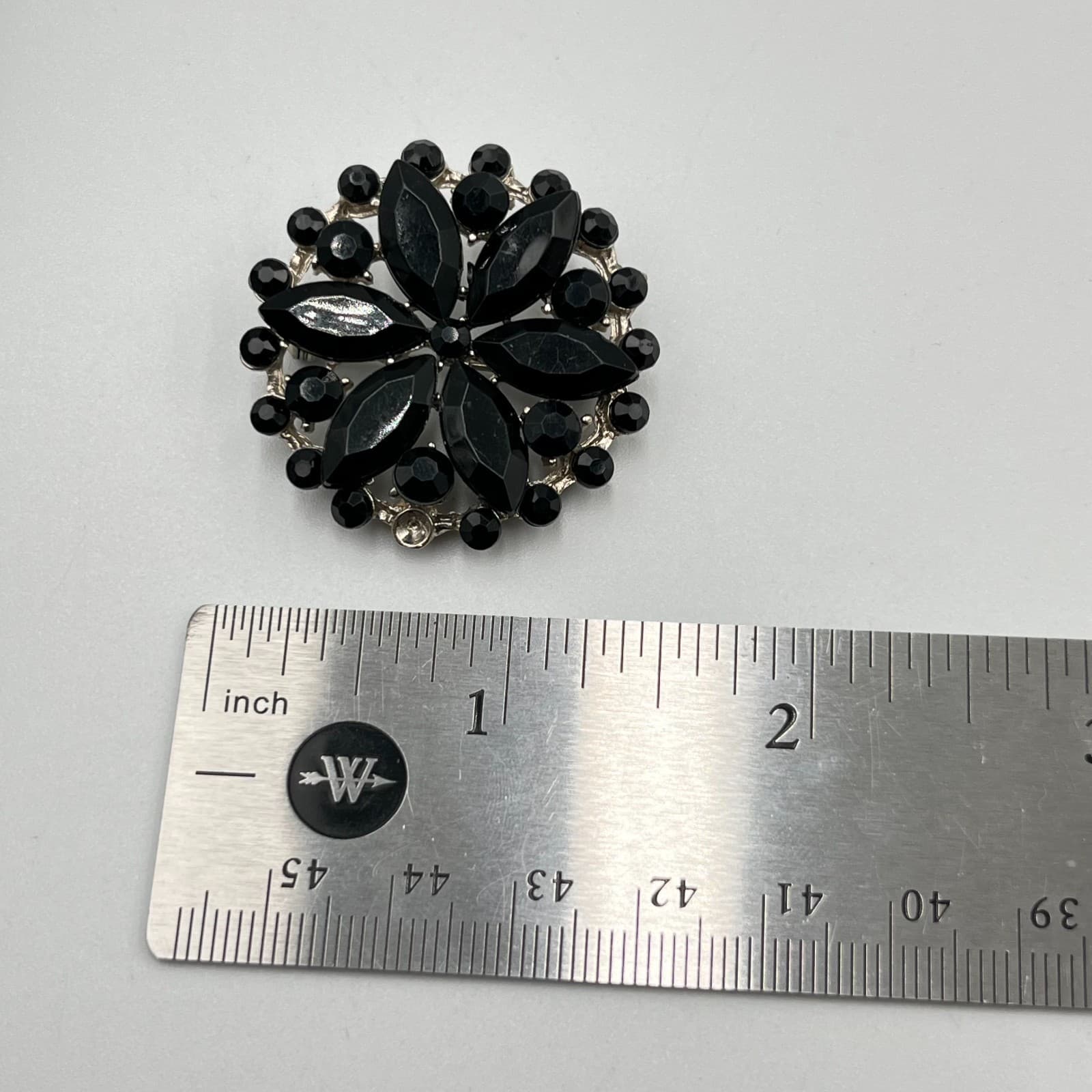 Vintage Jewelry Repair Lot Sapphire Blue Necklace Black Rhinestone Brooches Set - Thumbnail 6