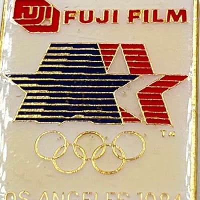 Vintage 1984 Los Angeles Olympics Fujifilm Enamel Pin Gold Tone Star Logo LA84 - Thumbnail 4