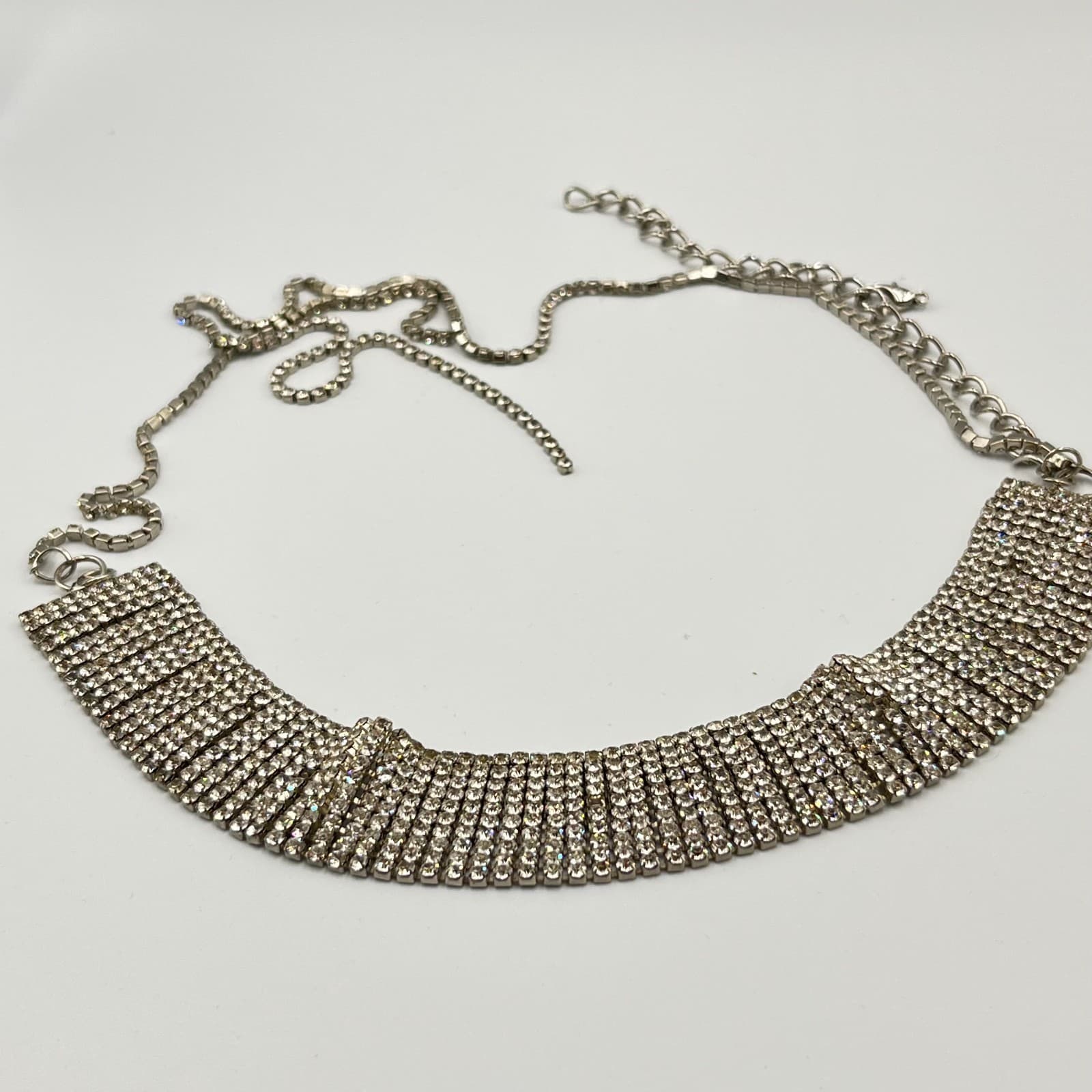 VTG Silver Rhinestone Choker Set, Faux Pearl Clip-On Earrings & Clover Brooch - Thumbnail 8