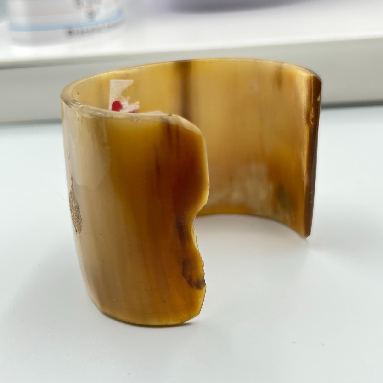 Vintage Bangle Set Mother of Pearl Horn Style Faux Croc White Brown Gold Silver - Thumbnail 6