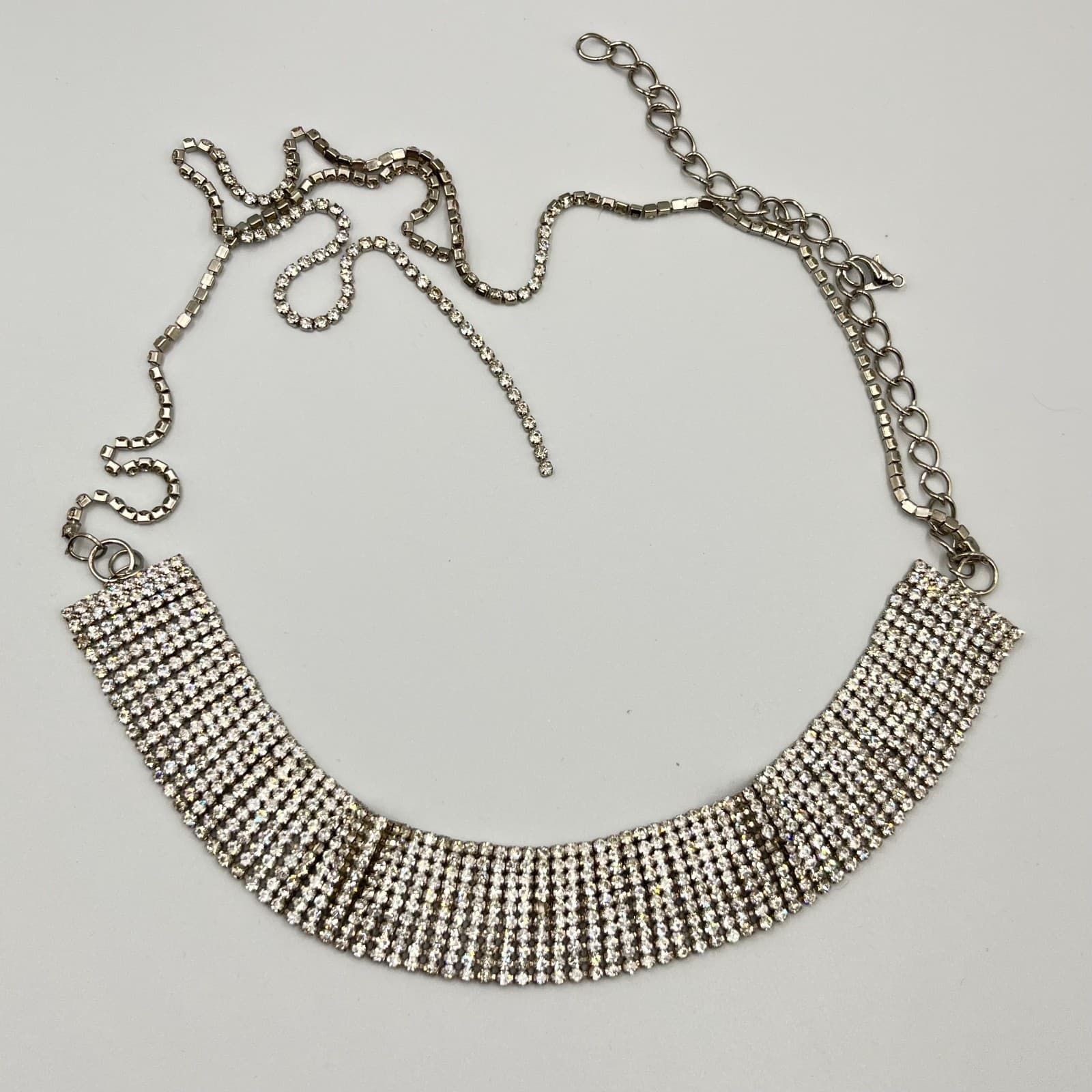 VTG Silver Rhinestone Choker Set, Faux Pearl Clip-On Earrings & Clover Brooch - Thumbnail 5