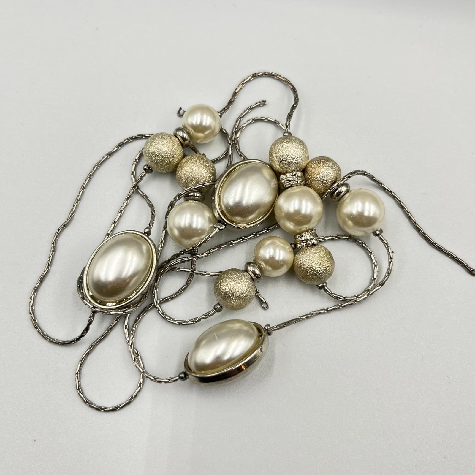 Mixed Vintage Jewelry Repair Lot - Tassel Earrings, Coin Bracelet, Pearl Chain - Thumbnail 5