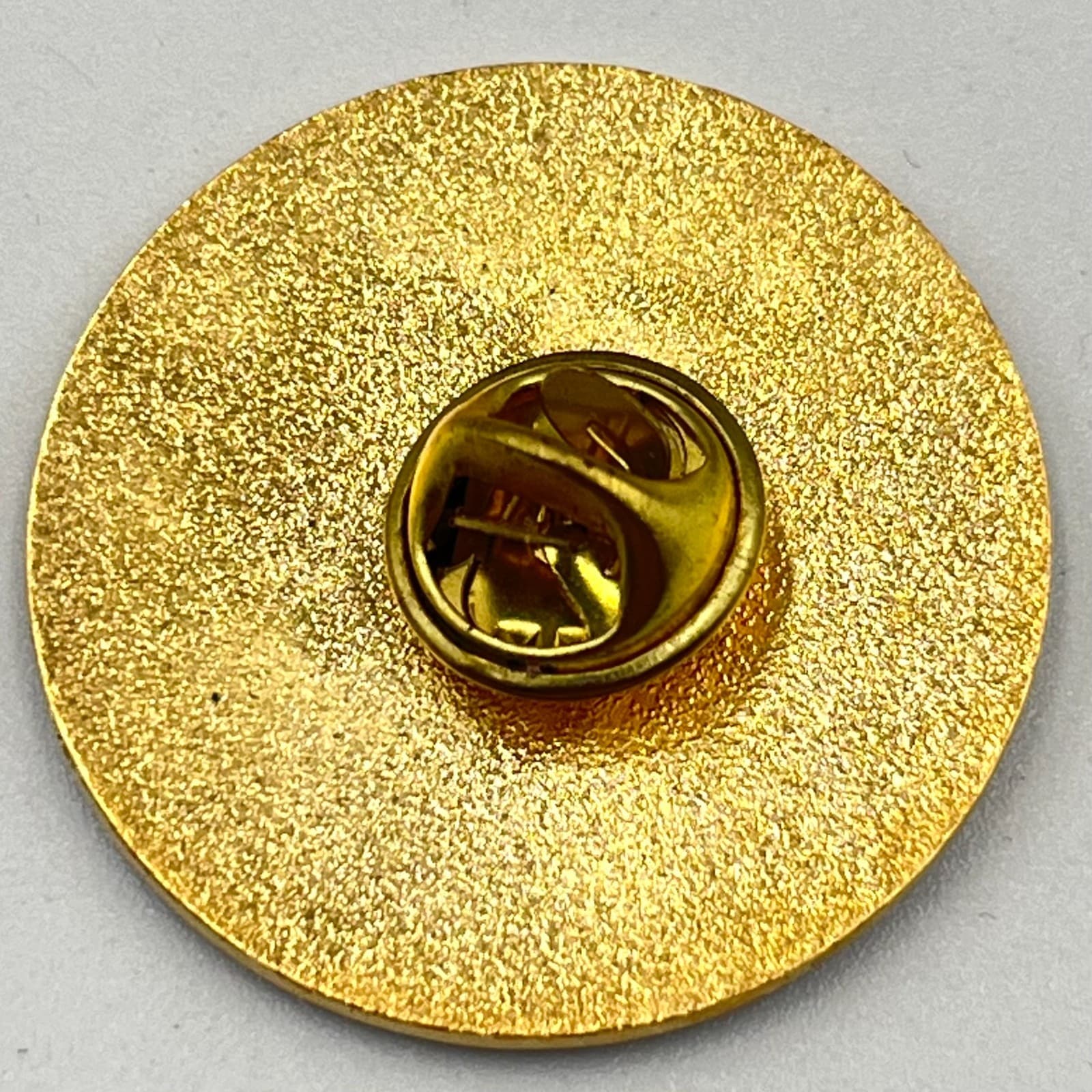Vintage Gardena Cym Club 10 Year Service Pin Gold Tone Enamel Flower Lapel Hat - Thumbnail 4