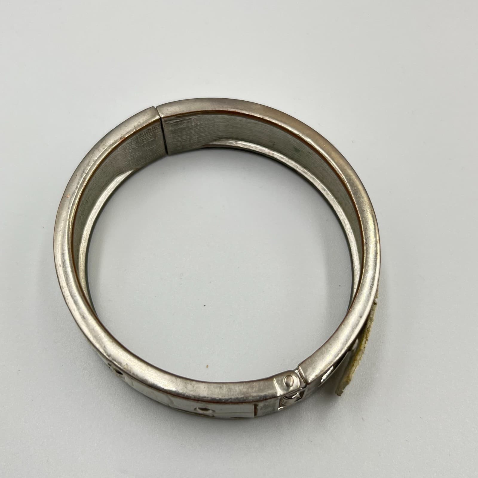 Vintage Bangle Set Mother of Pearl Horn Style Faux Croc White Brown Gold Silver - Thumbnail 10