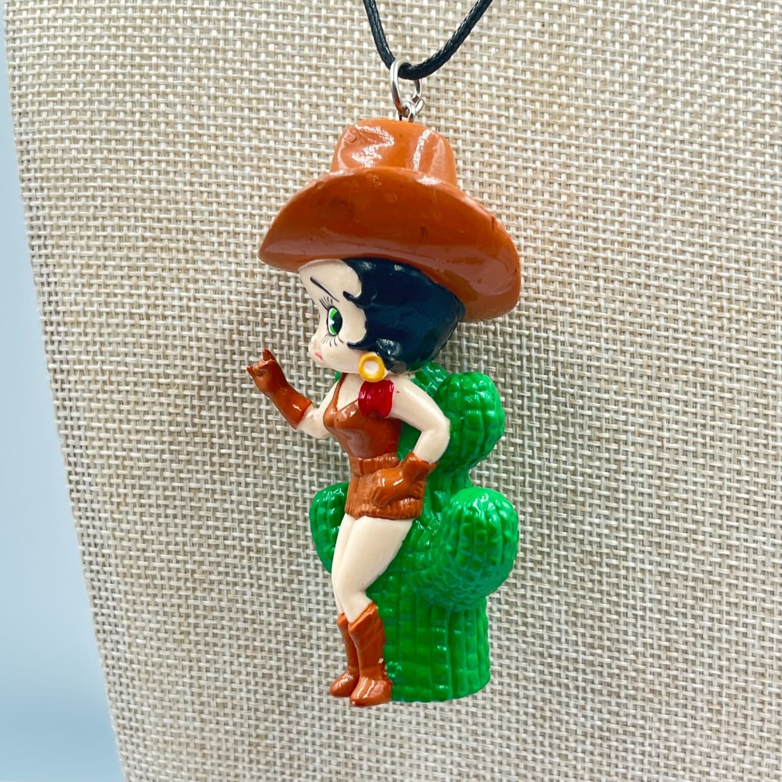 Vintage Style Betty Boop Cowgirl Cactus Pendant Necklace Retro Resin Jewelry - Thumbnail 4