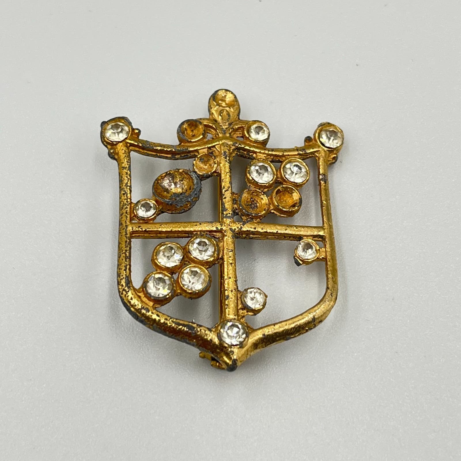 Vintage Retro Estate Brooch Set Jesus Head Crest Floral Peridot Rhinestone Gold - Thumbnail 2