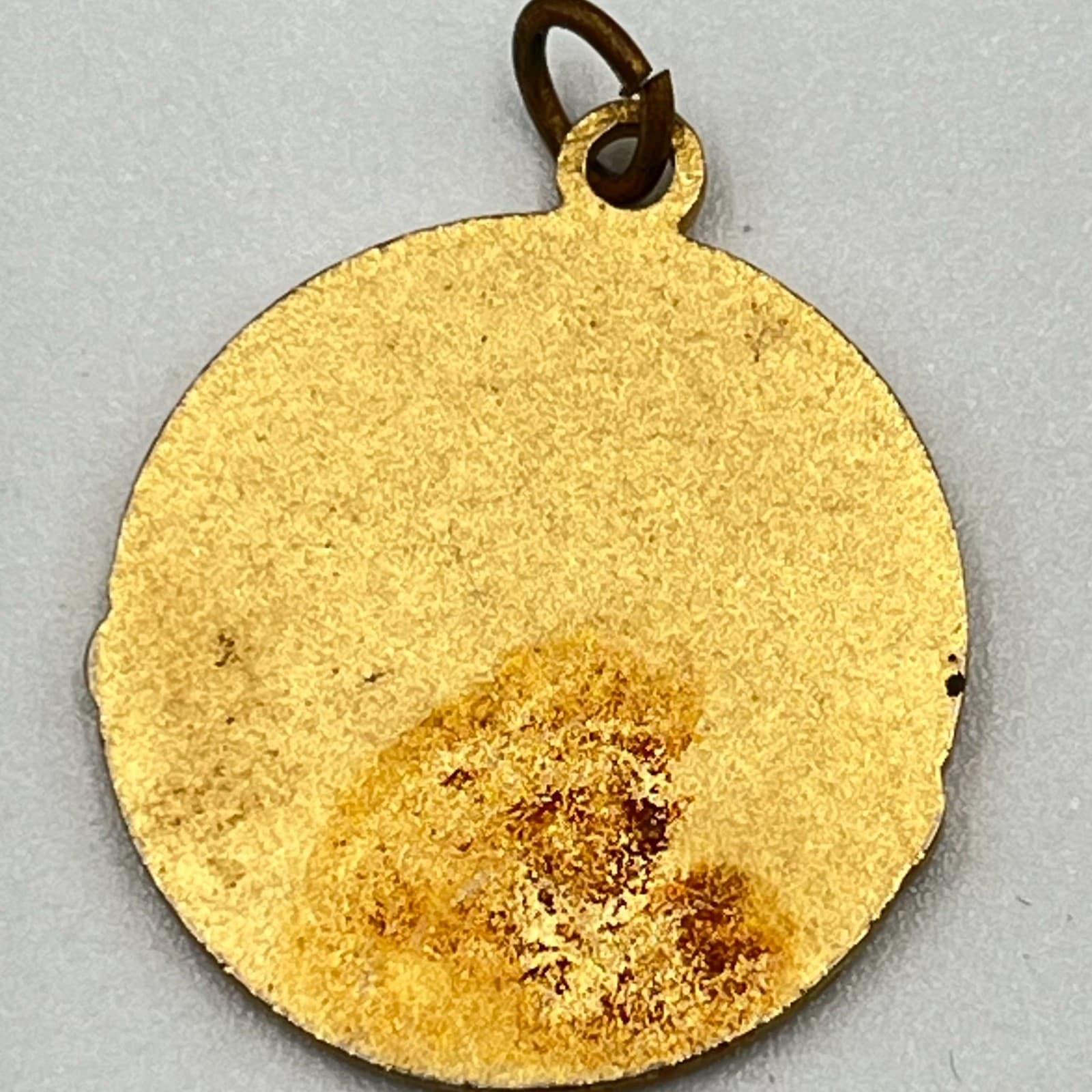 VTG Women of the Moose 1999-2000 Share Our World Globe Pendant Charm Gold Tone - Thumbnail 4