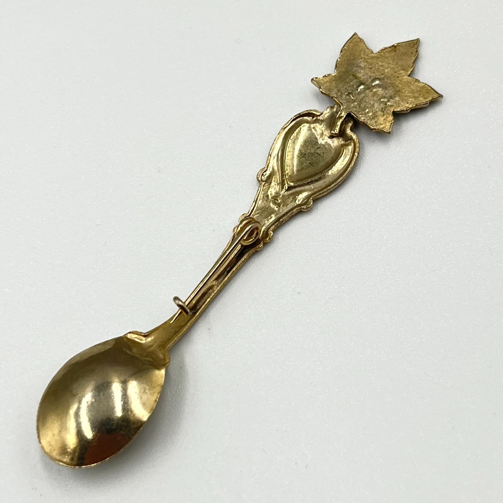 Vintage Banff Canada Souvenir Spoon Brooch Gold Tone Enamel Maple Leaf Heart Pin - Thumbnail 5
