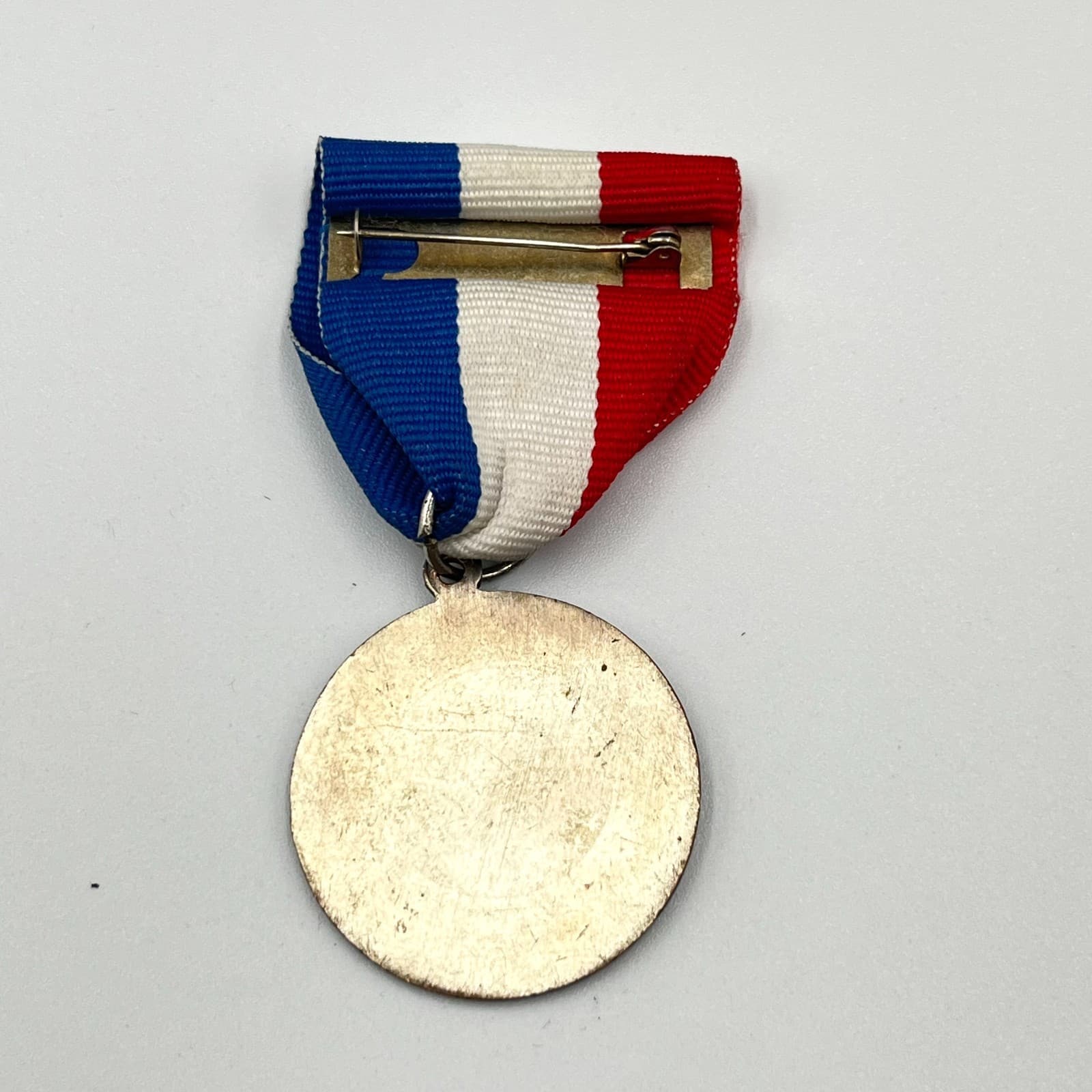 Vintage Sports Medals & Pins Lot 6pc Gymnastics Swimming Cheer Varsity 1980s - Thumbnail 6