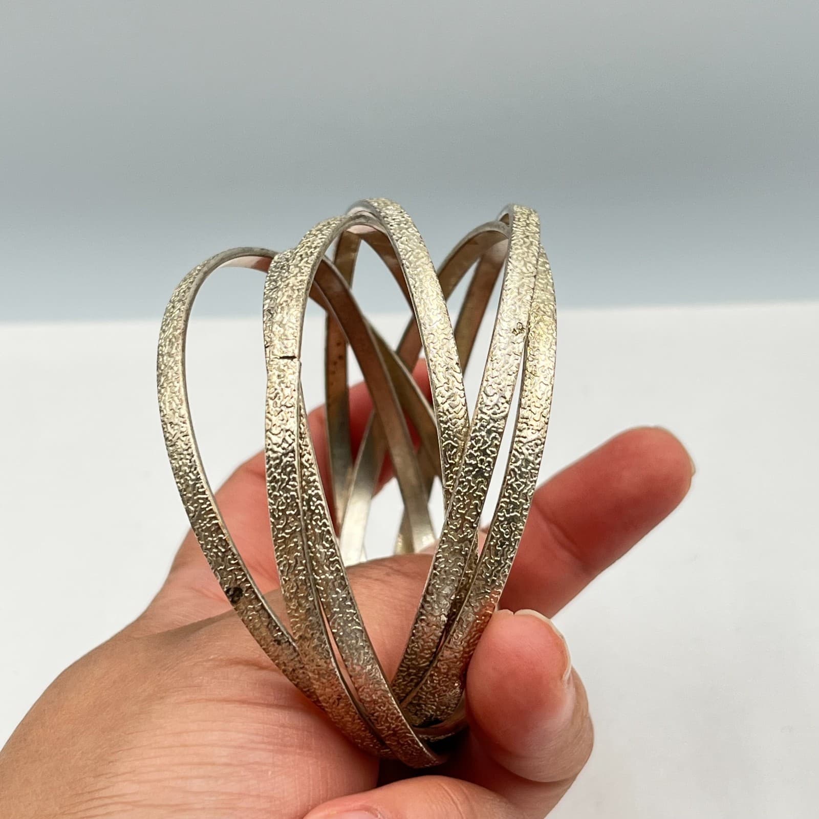Vintage Silver Tone Multi-Band Rolling Bangle Bracelet Textured Set of 6 Classic - Thumbnail 4