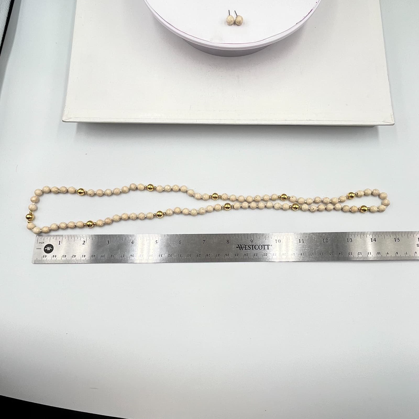 Vintage Retro Cream Marbled Beaded Necklace & Stud Earring Set Gold Tone Accent - Thumbnail 6