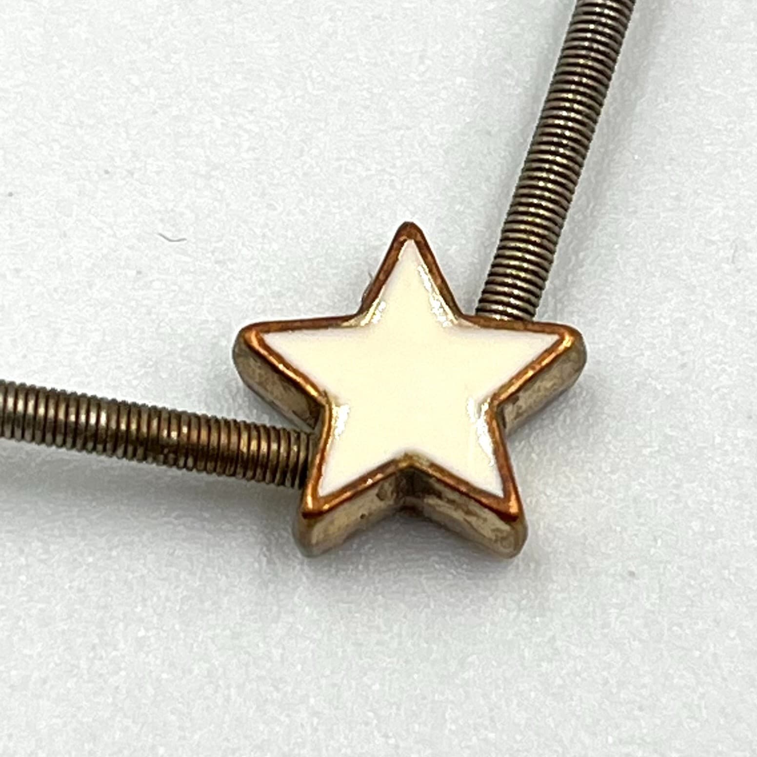 Vintage Y2K Star Guitar String Bracelet Set Gold Tone White Enamel Classic - Thumbnail 2