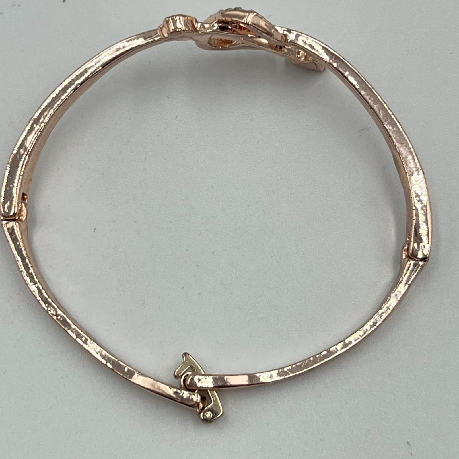 Vintage Rose Gold Tone Heart & Arrow Bangle Bracelet Rhinestone Y2K Romantic - Thumbnail 5