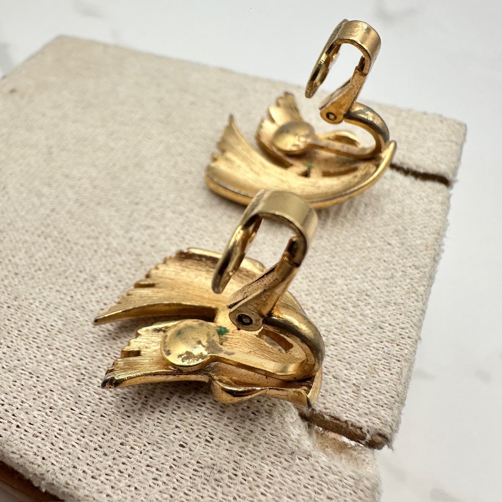 Vintage Trifari Gold-Tone Abstract Design Large Pierced Wing Clip-On Earrings - Thumbnail 6