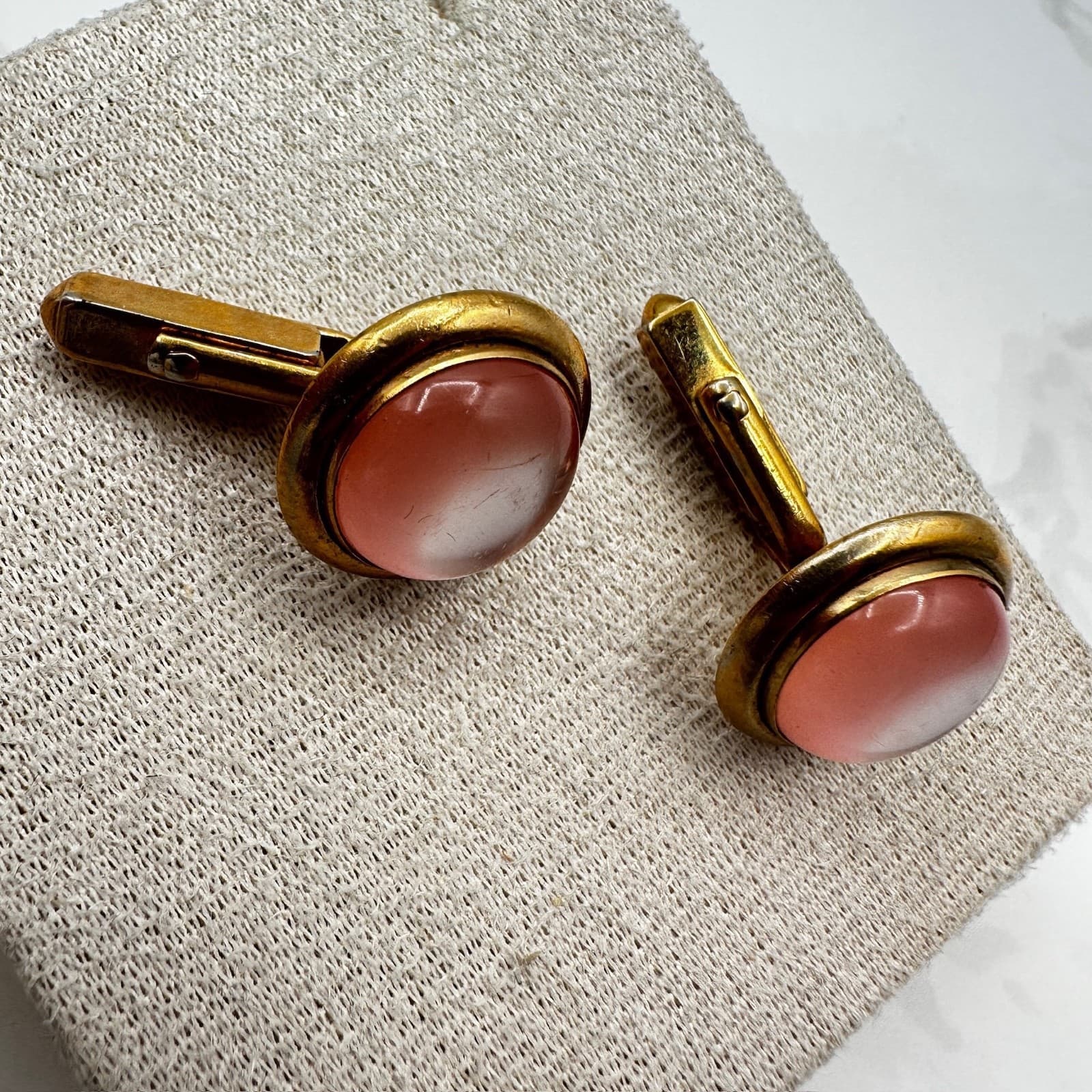Vintage Gold Tone Pink Red Cabochon Cufflinks Round - Thumbnail 5