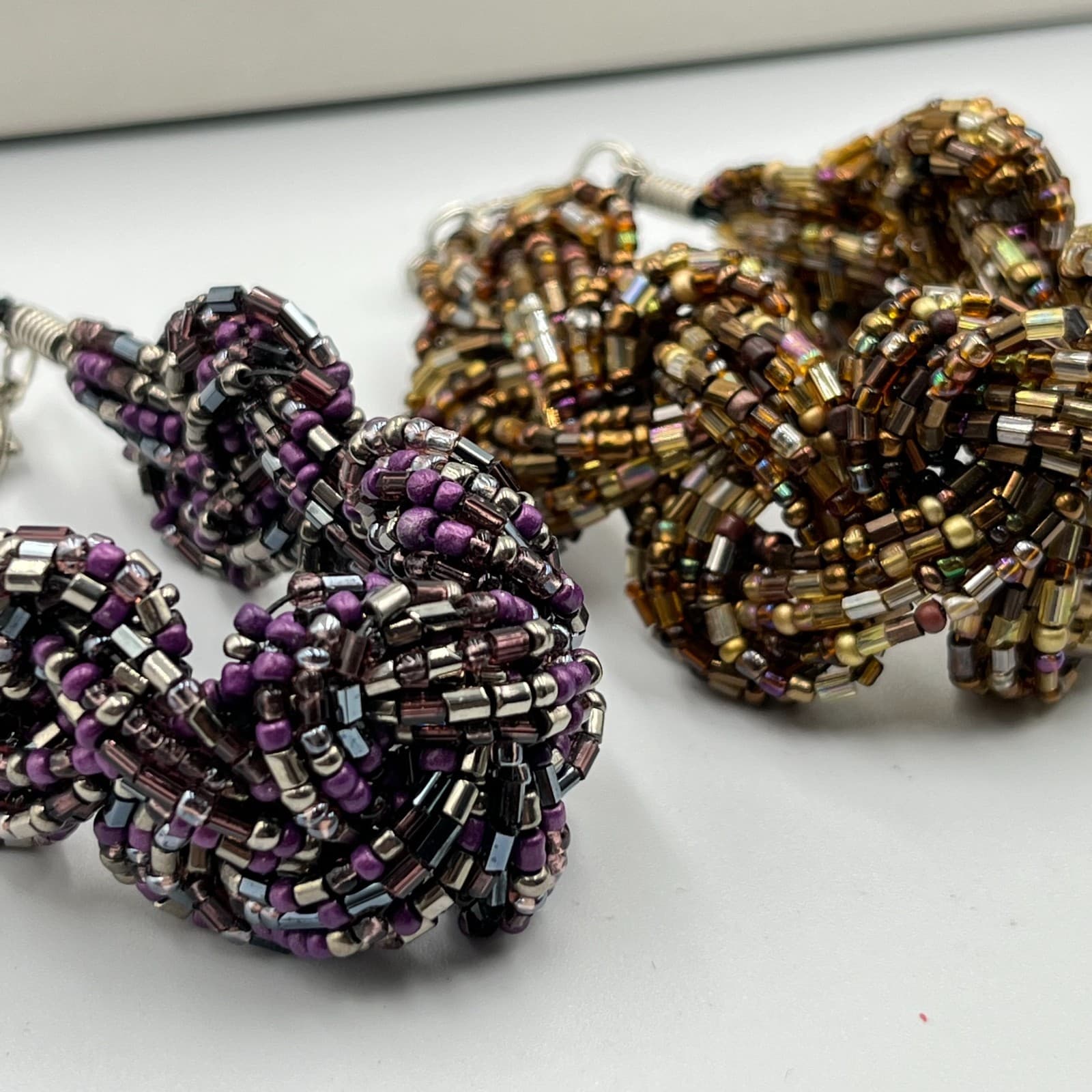 Vintage Boho Multi-Strand Seed Bead Bracelet Set Purple Gold Earth Tone Y2K - Thumbnail 6