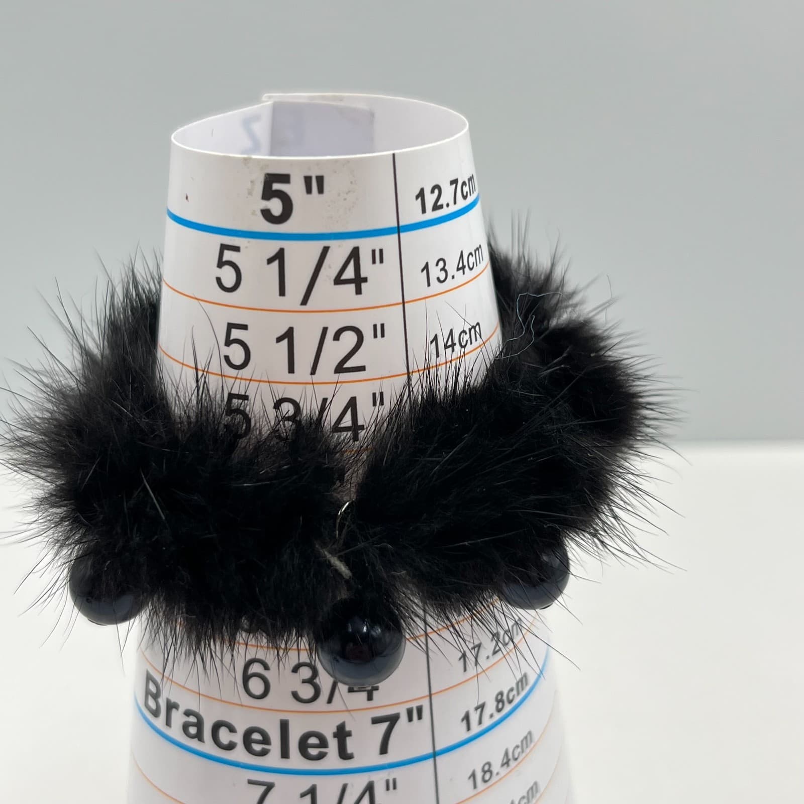 Vintage Y2K Glam Faux Fur & Black Pearl Stretch Bracelet Set Retro Goth 2pc - Thumbnail 2