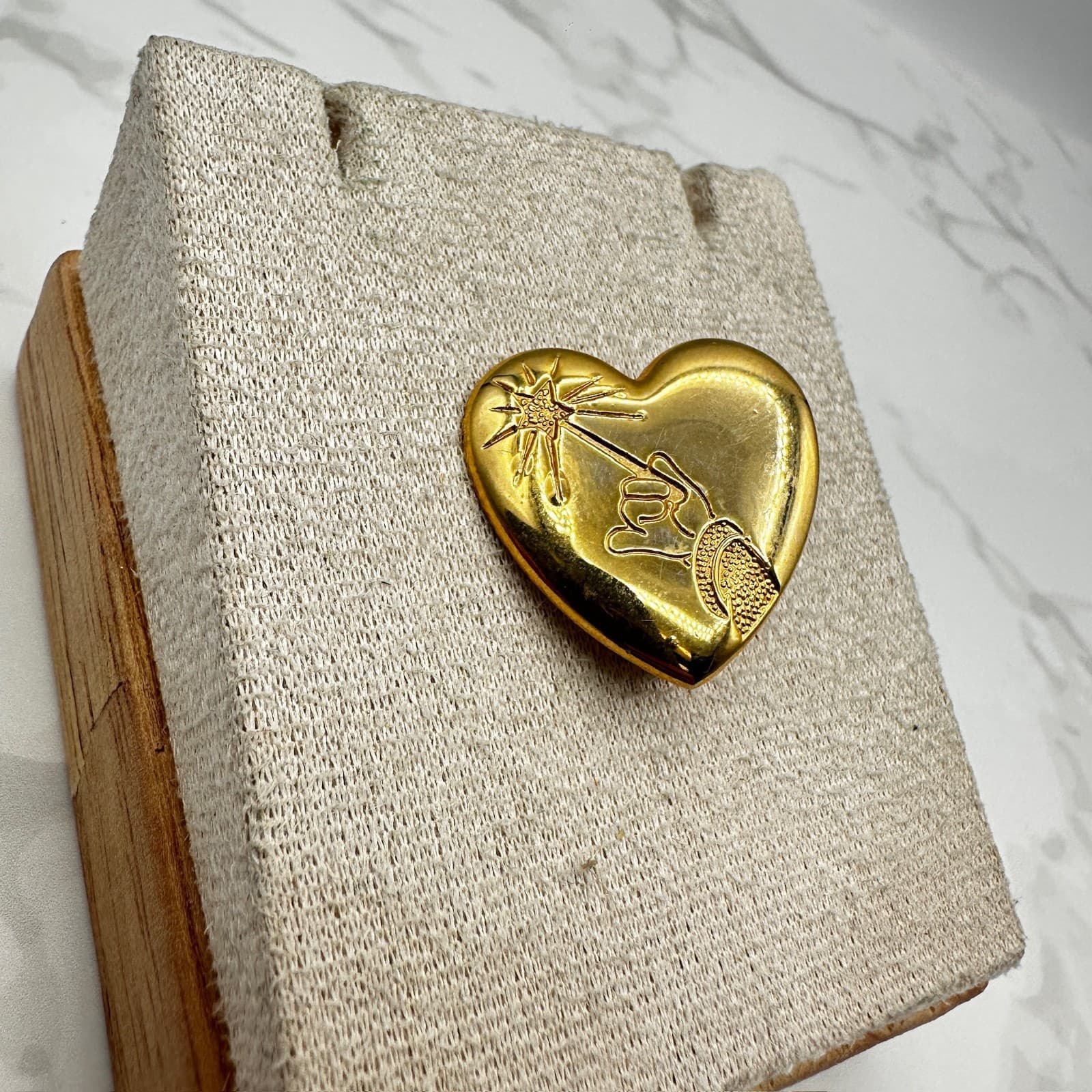 Vintage Disney Arm & Wand Heart-Shaped Gold-Toned Classic Charity Lapel Pin - Thumbnail 3