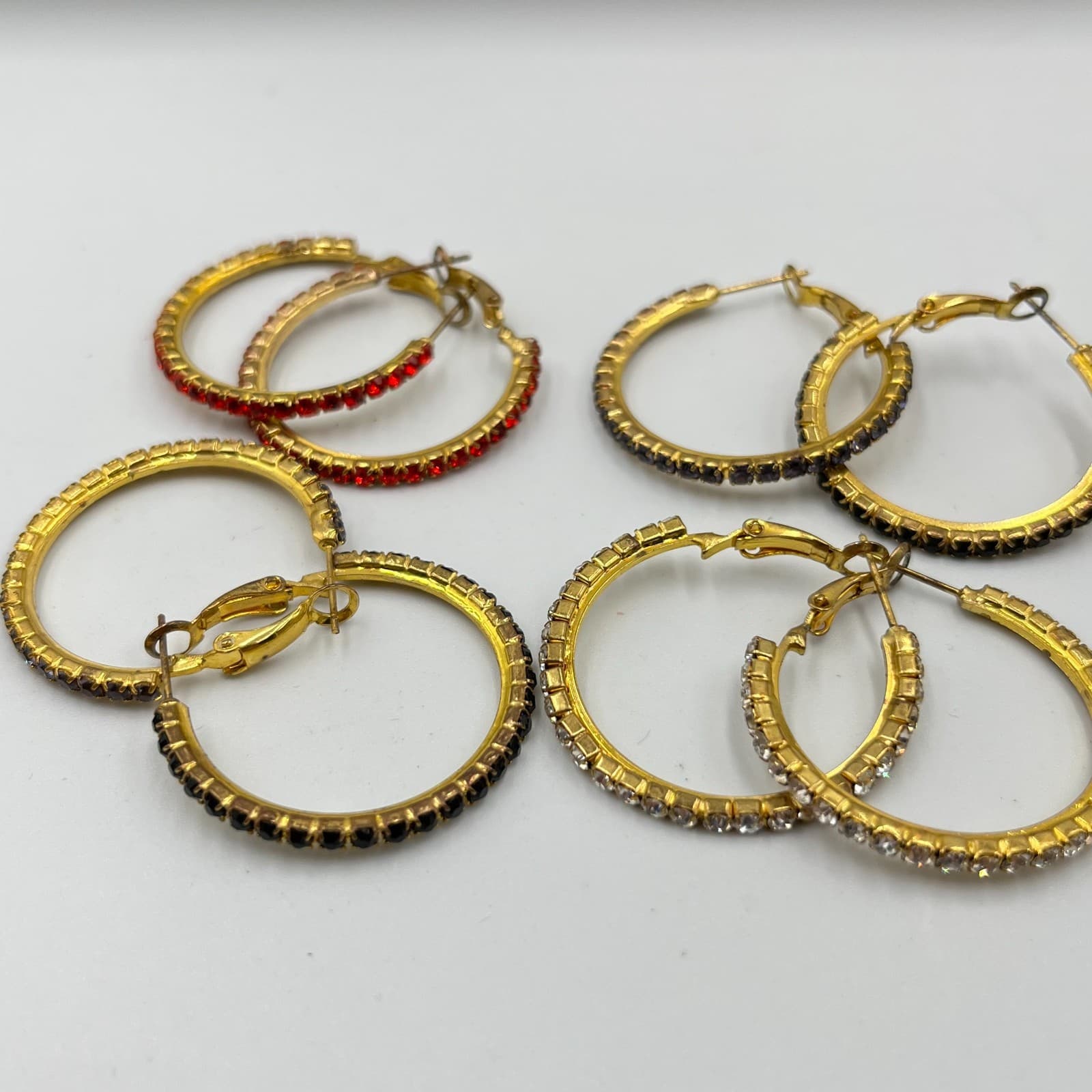 VTG Gold Tone Rhinestone Hoop Earring Set (4pc) Red Black Clear Crystal Retro - Thumbnail 10