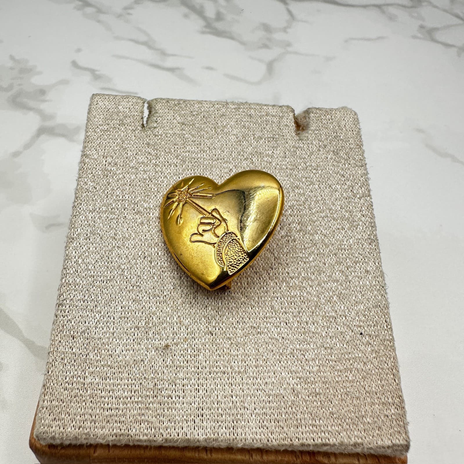 Vintage Disney Arm & Wand Heart-Shaped Gold-Toned Classic Charity Lapel Pin - Thumbnail 2