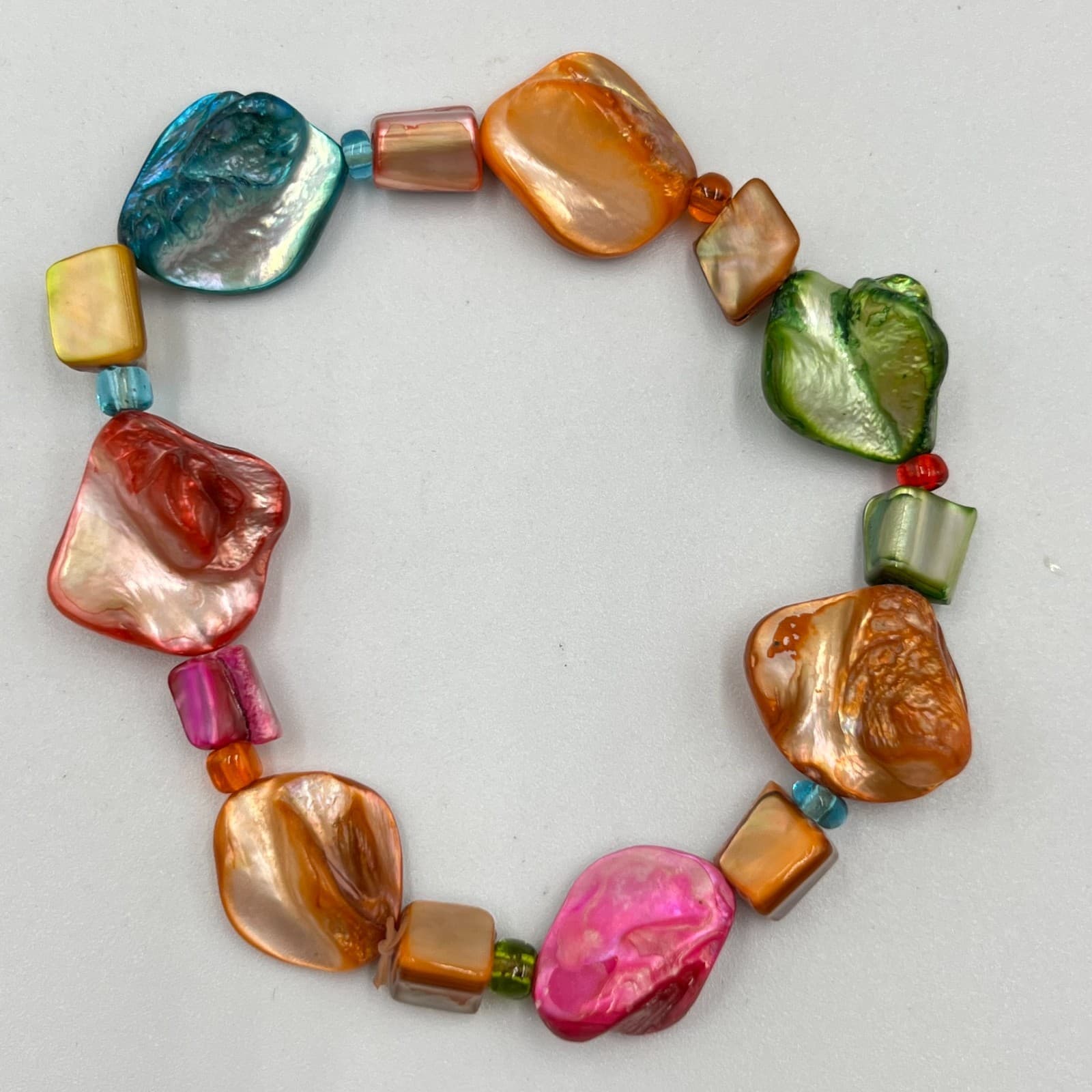 Vintage Boho Mother of Pearl Shell Stretch Bracelet Set Iridescent Multi 5pc - Thumbnail 8