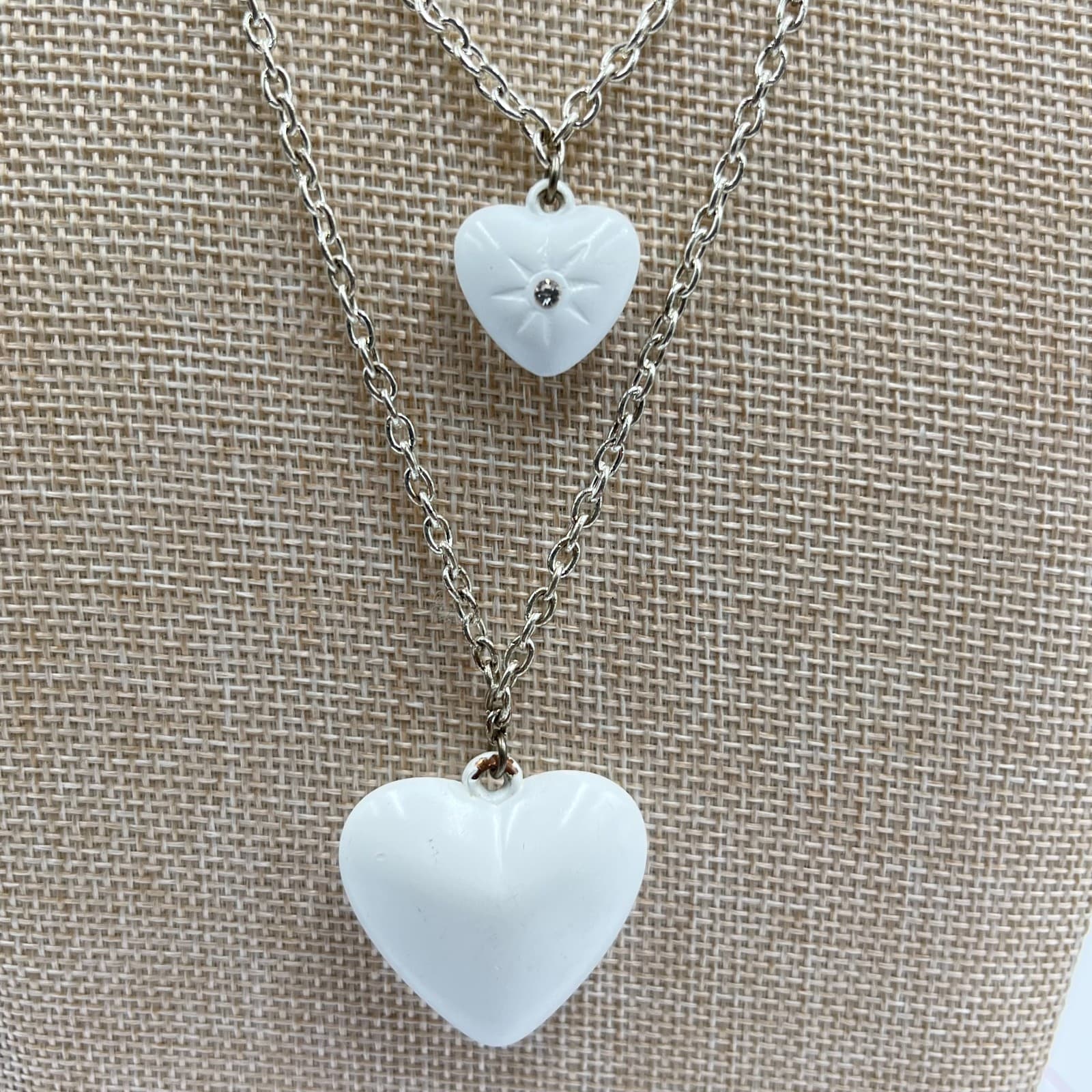VTG Retro White Enamel Double Layer Heart Pendant Necklace Silver Tone Y2K Style - Thumbnail 5