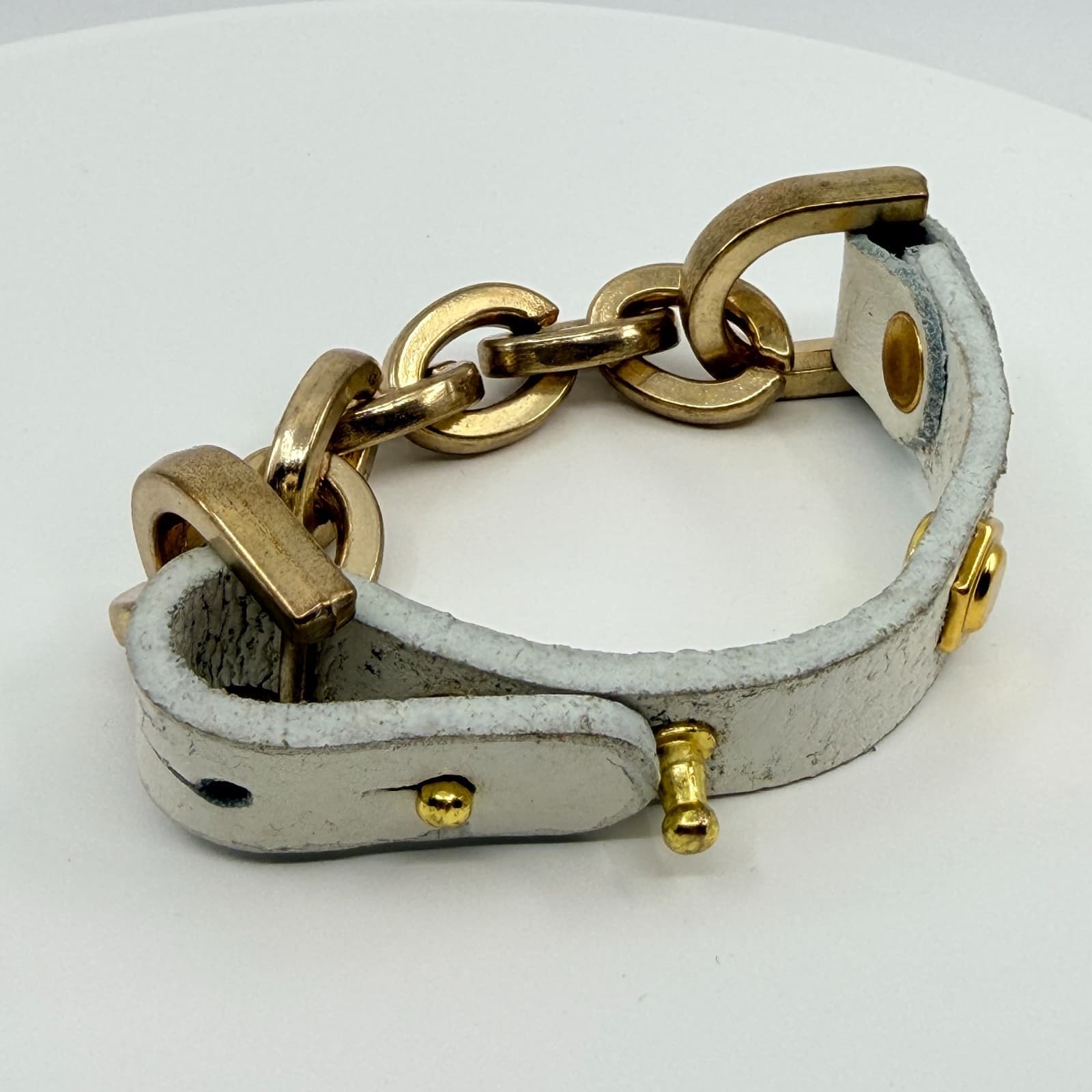 Vintage White Faux Leather Bracelet Gold Tone Link Chain Studded Hardware Boho - Thumbnail 6
