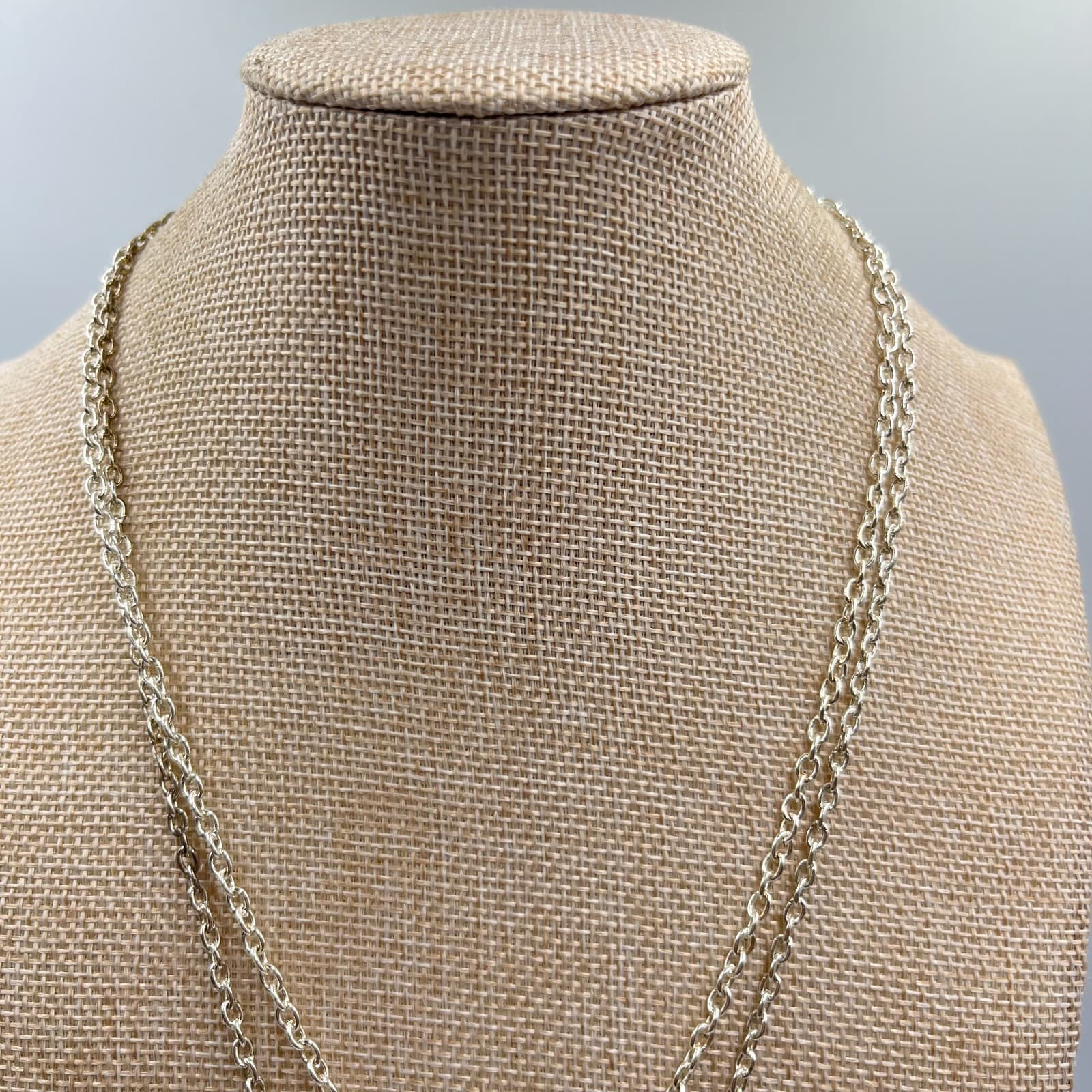 VTG Retro White Enamel Double Layer Heart Pendant Necklace Silver Tone Y2K Style - Thumbnail 4