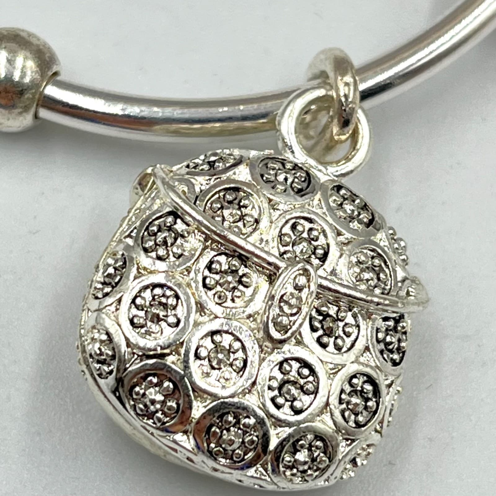 Vintage Y2K Silver Tone Purse Charm Cuff Bracelet Retro Boho Style Classic - Thumbnail 3