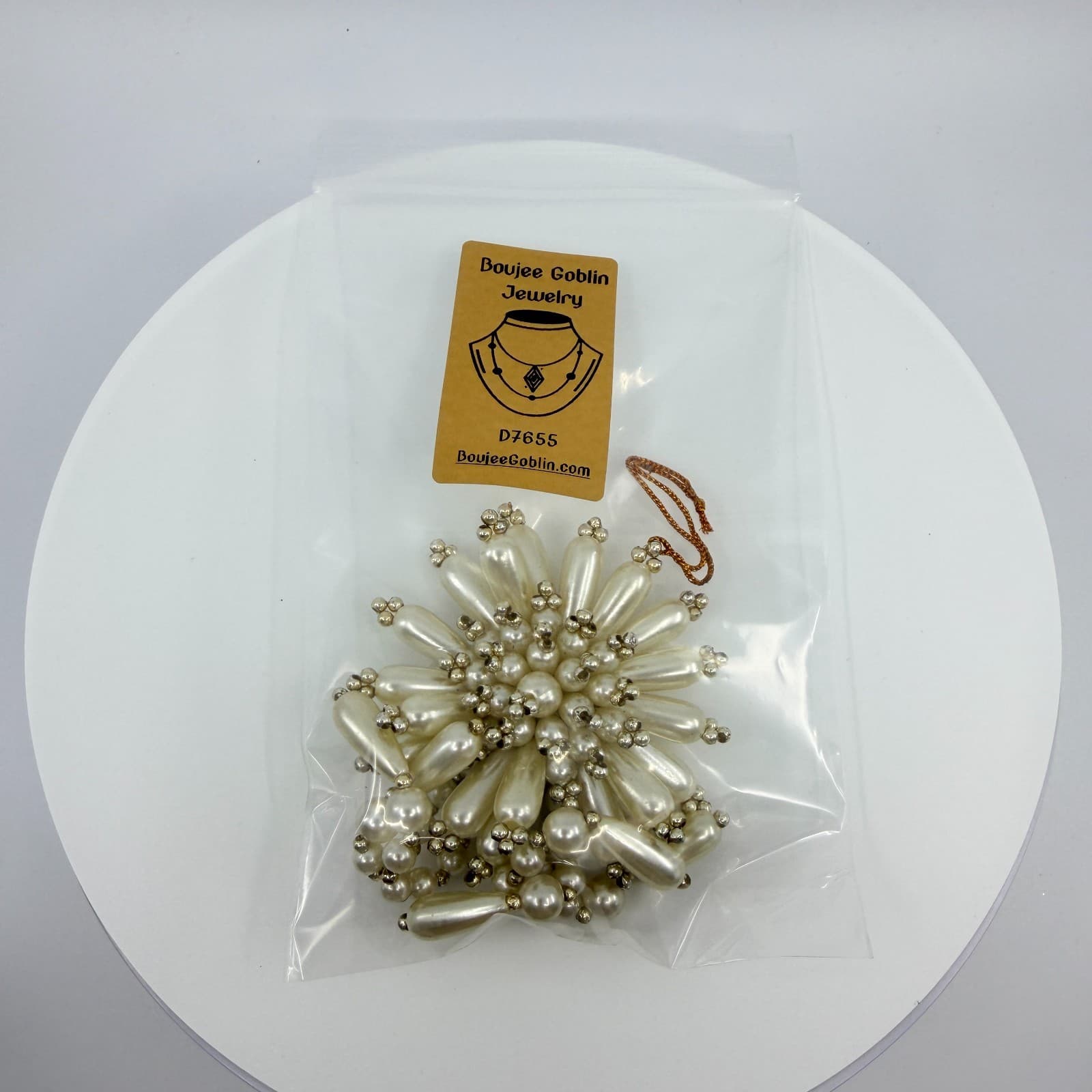 Vintage Faux Pearl Starburst Brooch Pin Dangle Waterfall Drop Cream Statement - Thumbnail 9