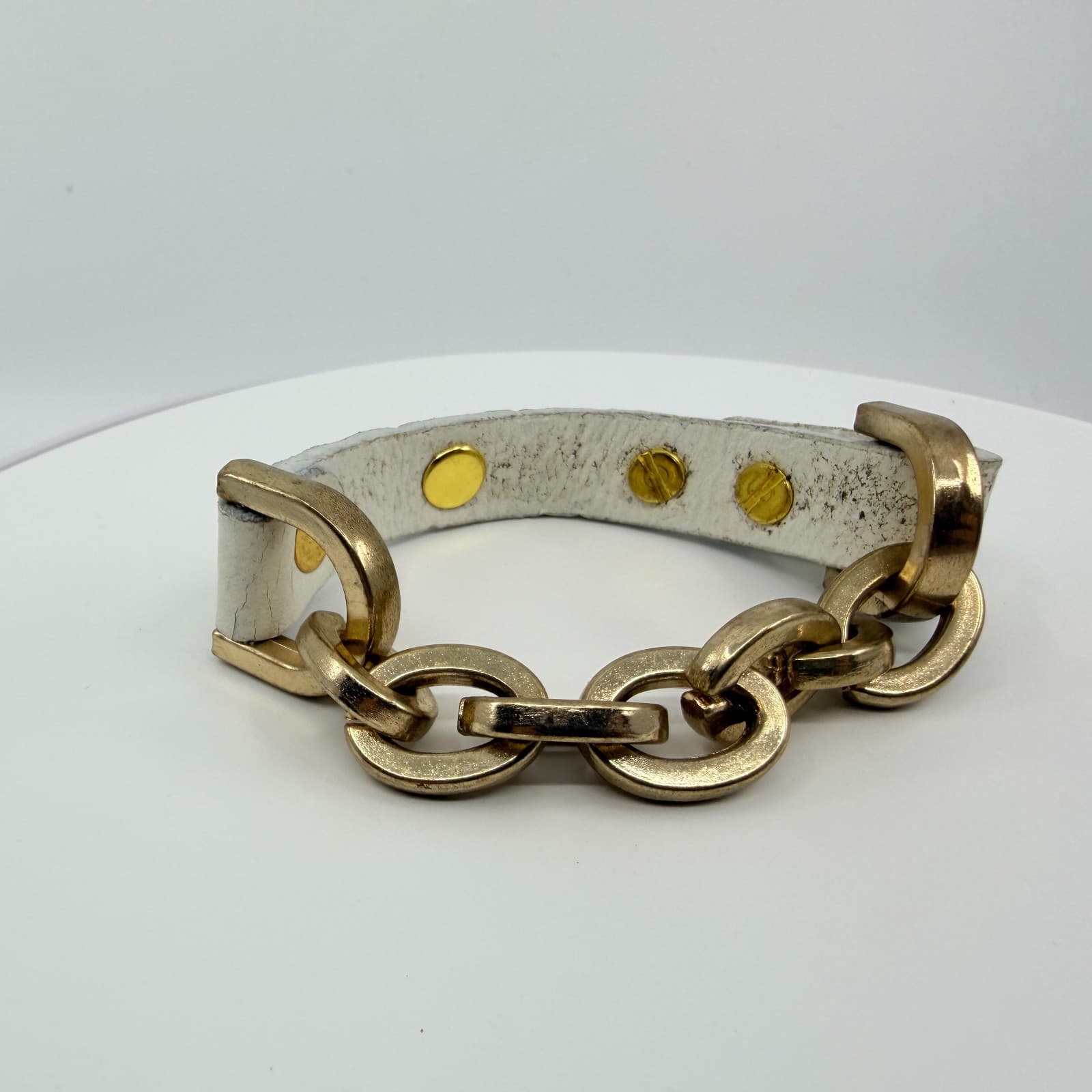 Vintage White Faux Leather Bracelet Gold Tone Link Chain Studded Hardware Boho - Thumbnail 3