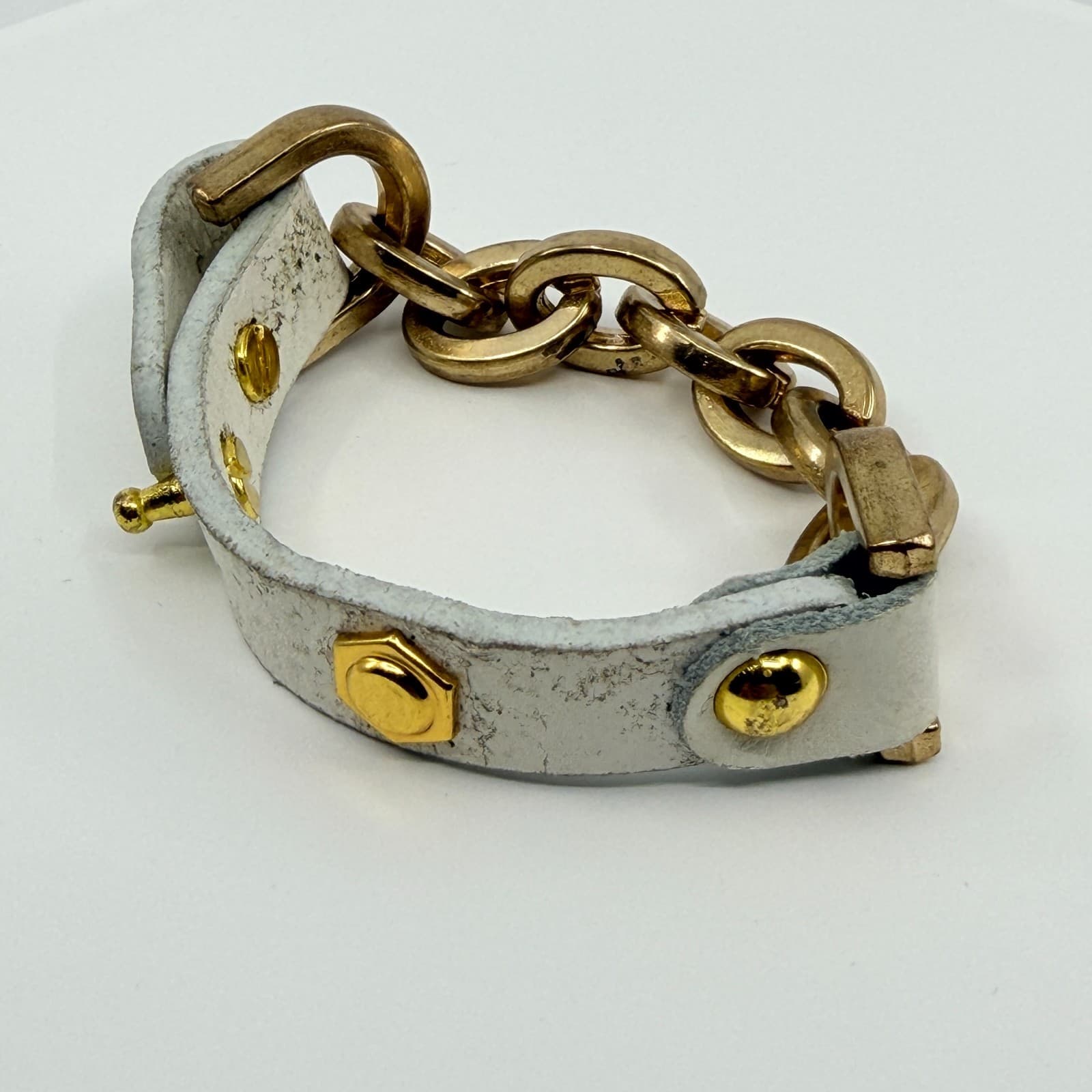 Vintage White Faux Leather Bracelet Gold Tone Link Chain Studded Hardware Boho - Thumbnail 5