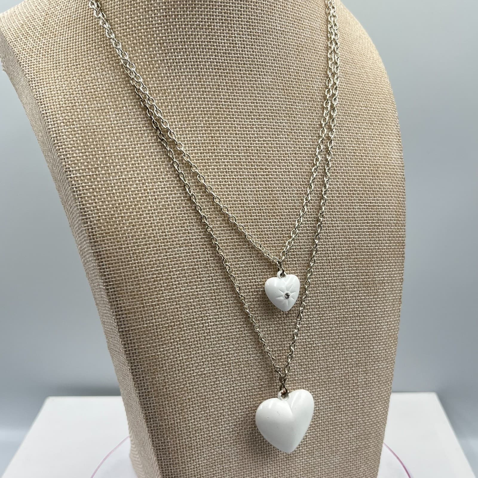 VTG Retro White Enamel Double Layer Heart Pendant Necklace Silver Tone Y2K Style - Thumbnail 6