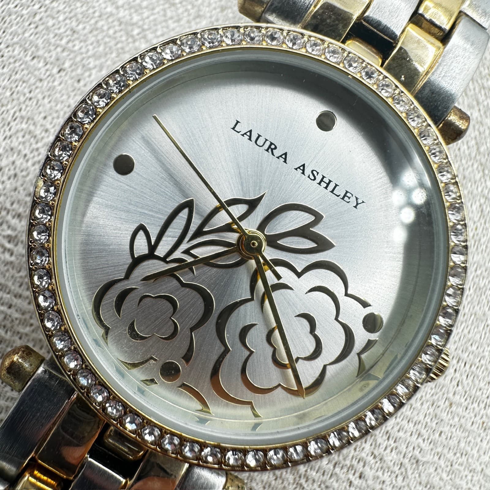 Vintage Laura Ashley Rhinestone Floral Embossed Analog Quartz Dial Classic - Thumbnail 6