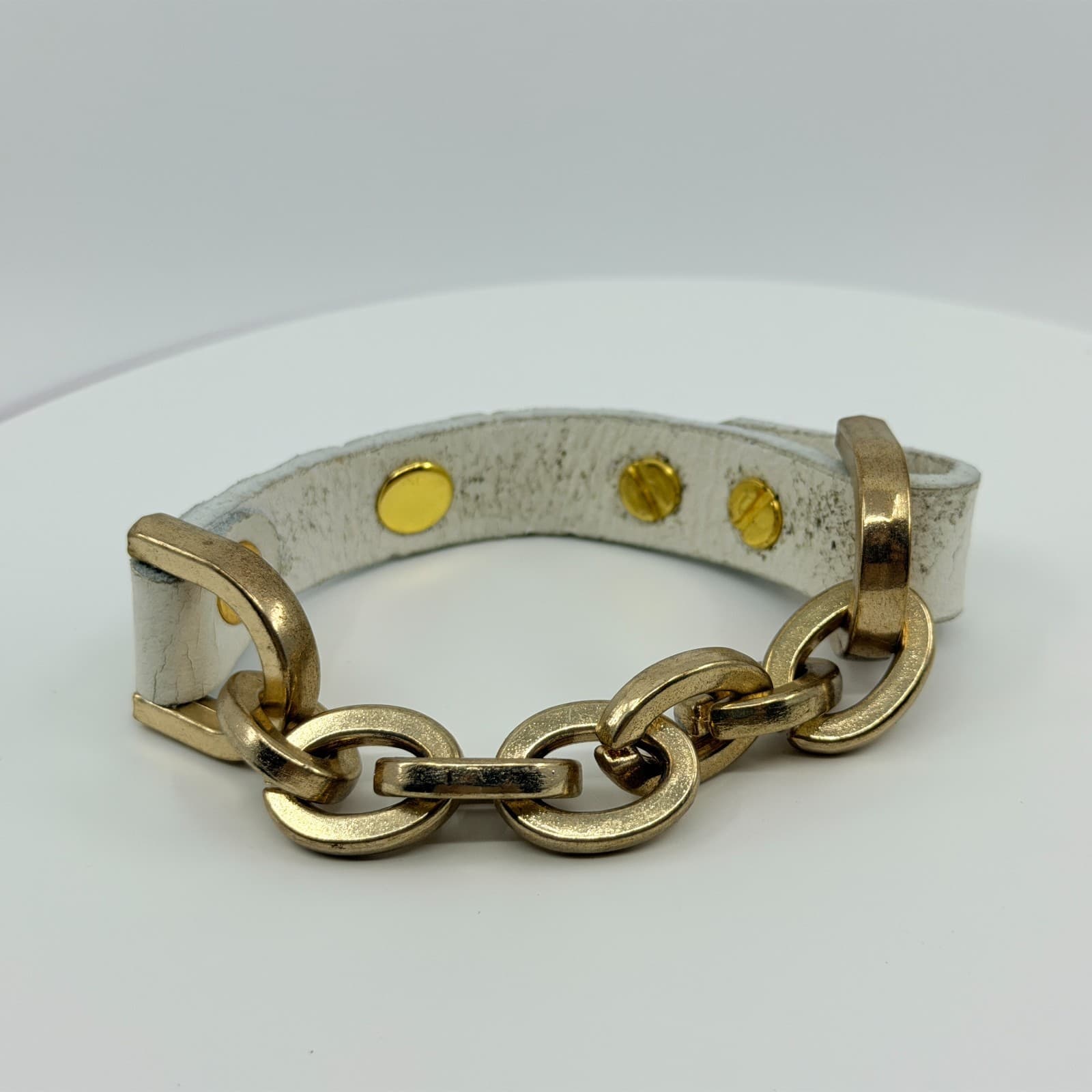 Vintage White Faux Leather Bracelet Gold Tone Link Chain Studded Hardware Boho - Thumbnail 4