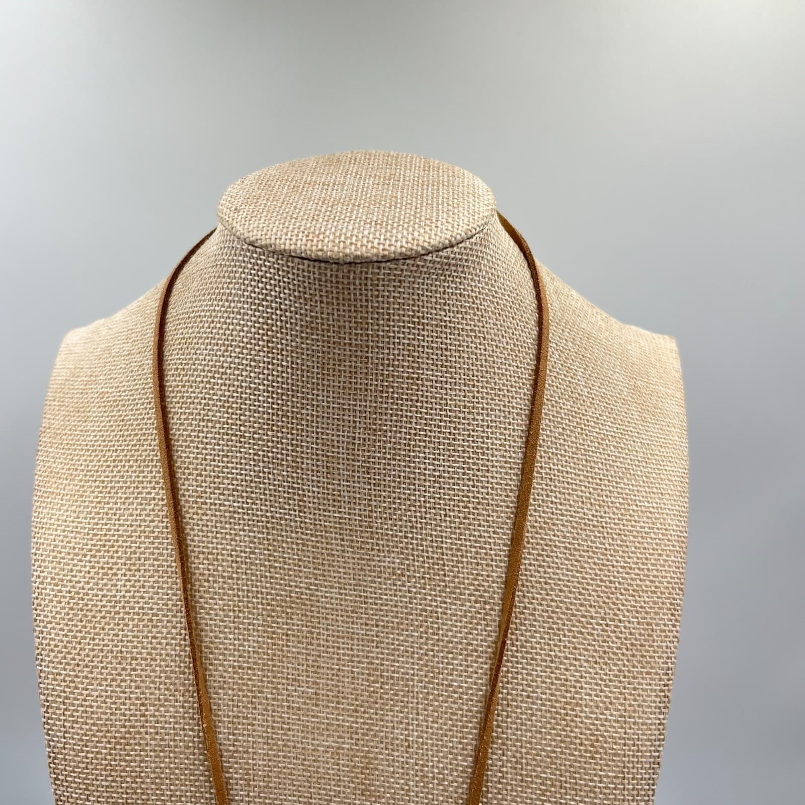 Boho Chic Peach Druzy Faux Suede Long Pendant Necklace Earth Tones Retro Style - Thumbnail 5